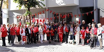 ETOS CUMHURİYET BAYRAMINI ÇOŞKUYLA KUTLADI. 