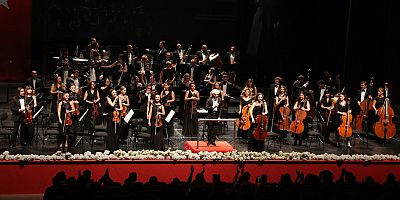 SENFONİ ORKESTRASINDAN UNUTULMAZ GECE